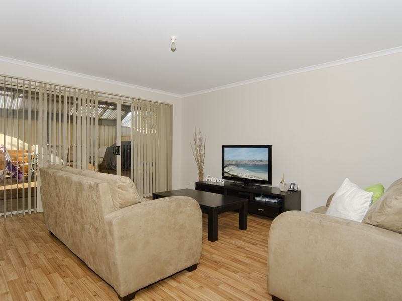 11 Lacy Coral Avenue, Aldinga Beach SA 5173