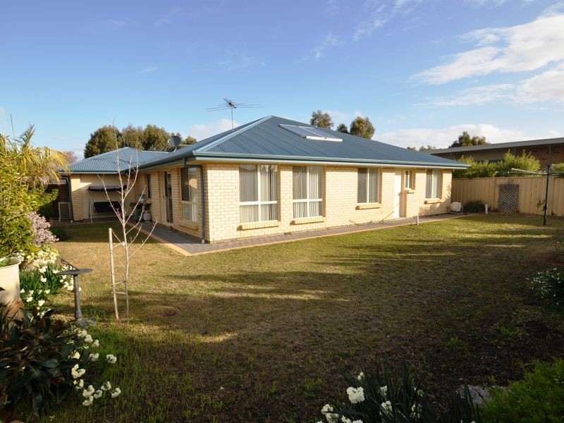 11 Sunday Boulevard, Aldinga Beach SA 5173