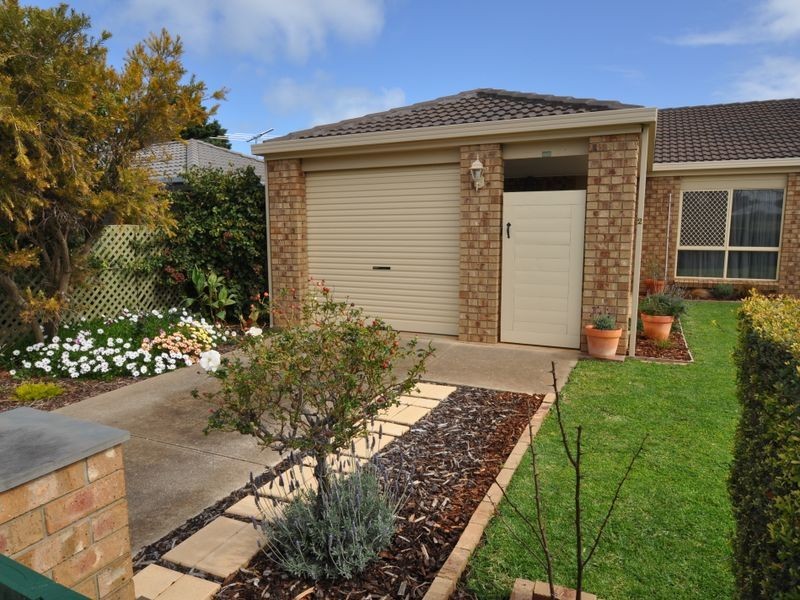 2/92 Rowley Road, Aldinga Beach SA 5173