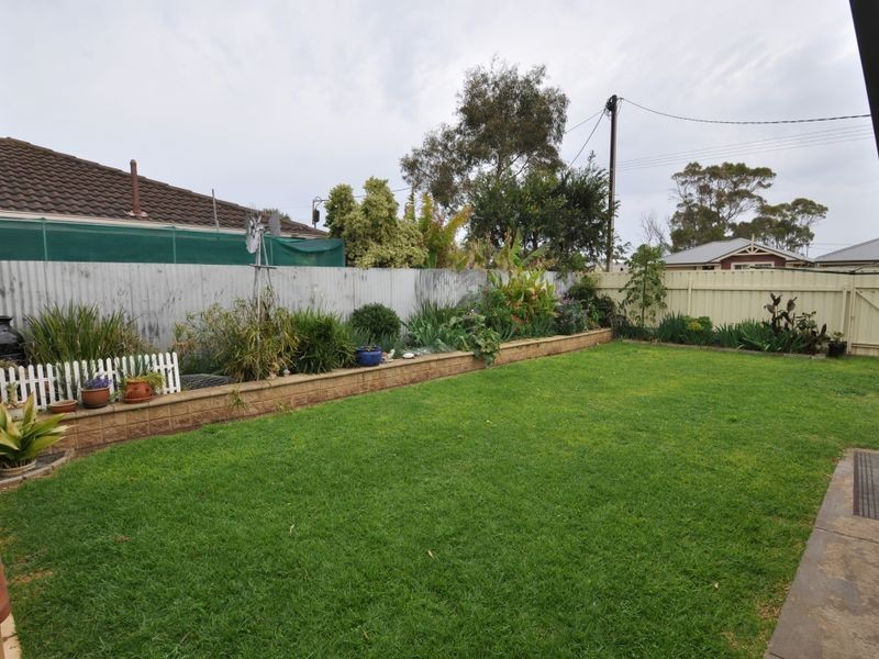 24 Stirling Crescent, Aldinga Beach SA 5173