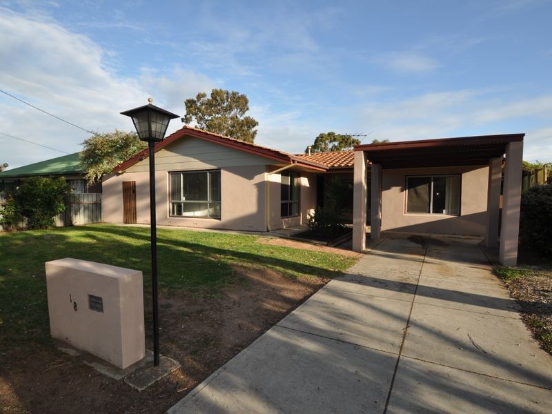 18 Golflands View, Morphett Vale SA 5162