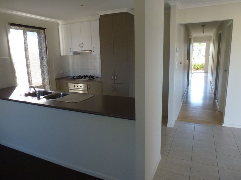 87 Pridham Boulevard, Aldinga Beach SA 5173