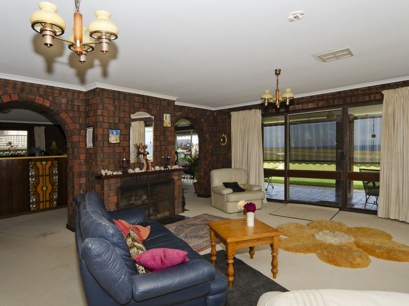 51 Esplanade, Sellicks Beach SA 5174