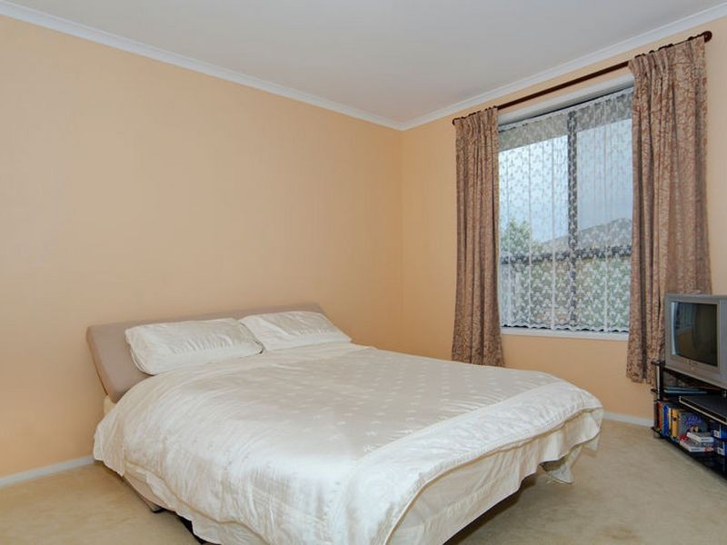 3 Polkinghorn Ave, Aldinga Beach SA 5173