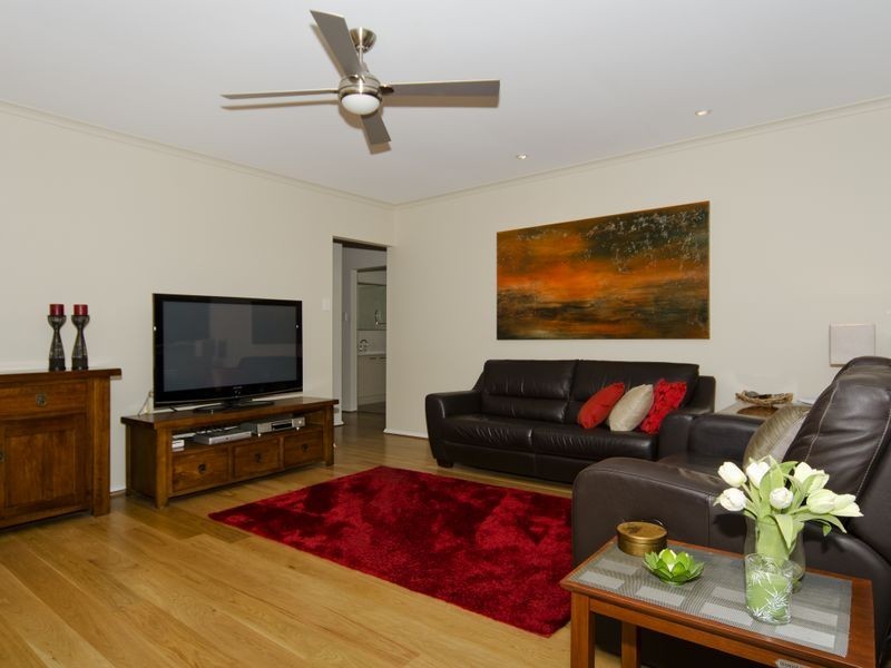 28 St. Peters Tce, Willunga SA 5172