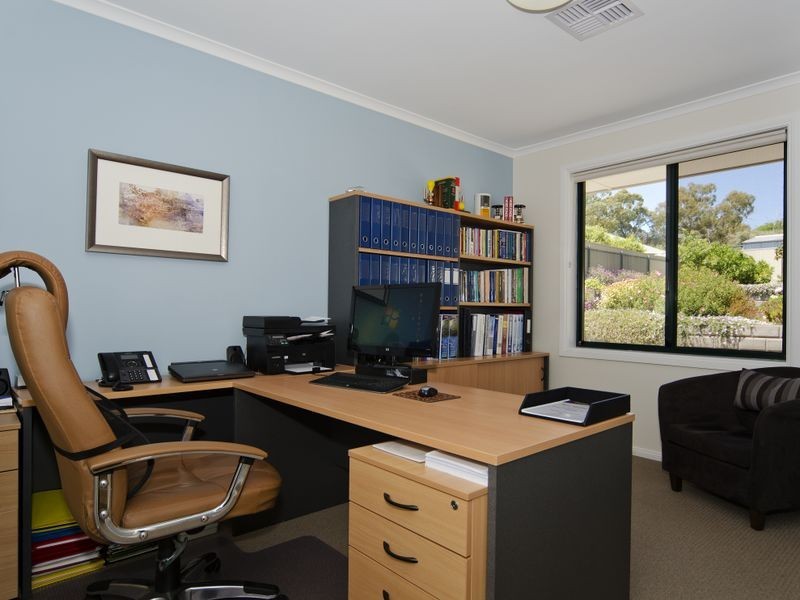 28 St. Peters Tce, Willunga SA 5172