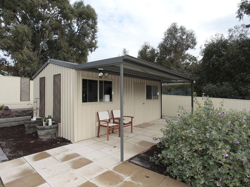 28 St. Peters Tce, Willunga SA 5172