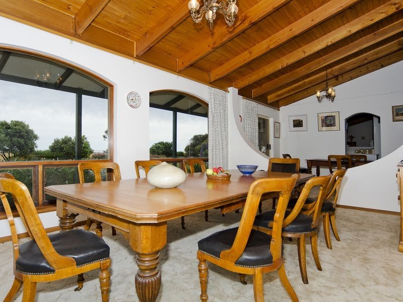 204 Bowering Hill Road, Port Willunga SA 5173