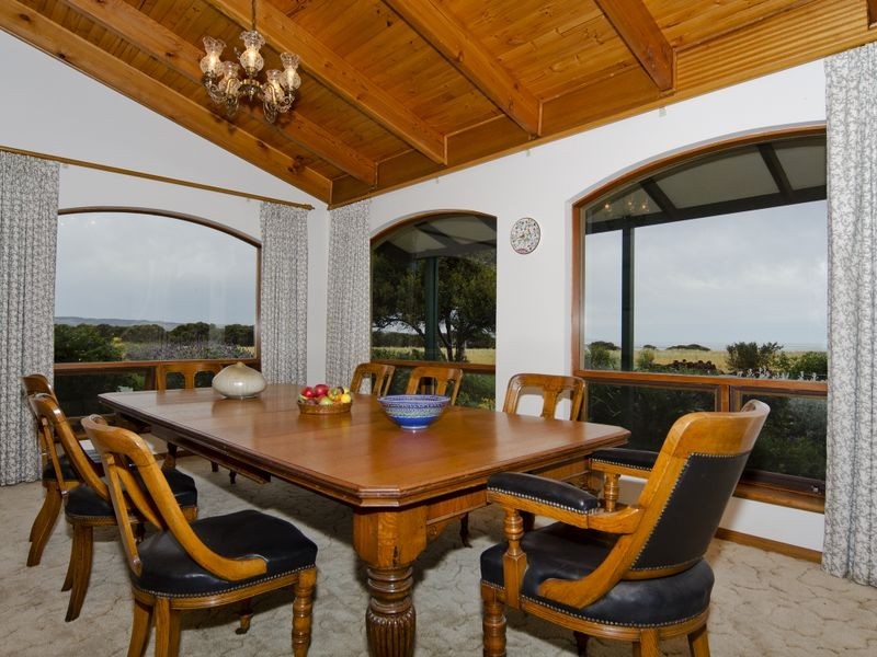 204 Bowering Hill Road, Port Willunga SA 5173