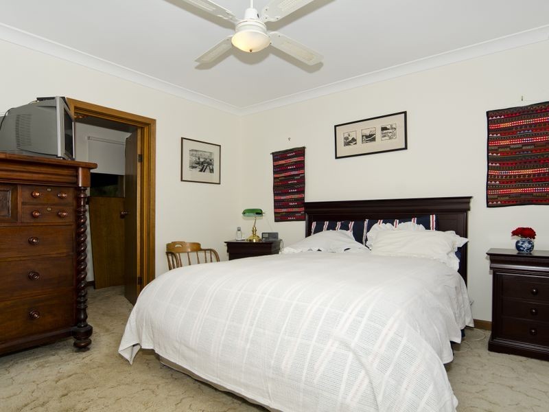 204 Bowering Hill Road, Port Willunga SA 5173