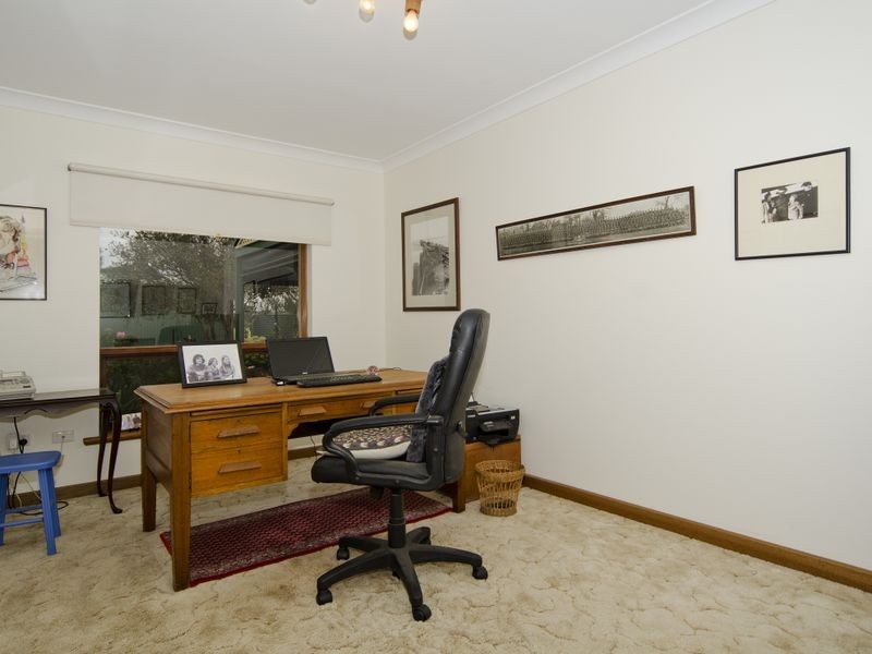 204 Bowering Hill Road, Port Willunga SA 5173