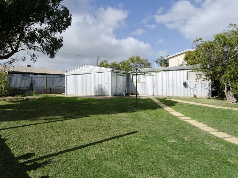 13-15 Tangier Boulevard, Sellicks Beach SA 5174
