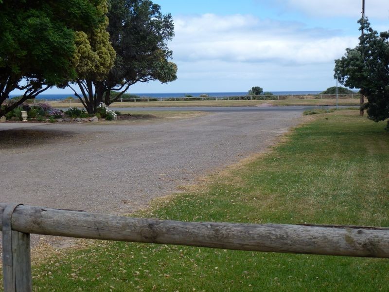 21 Harvey Crescent, Aldinga Beach SA 5173