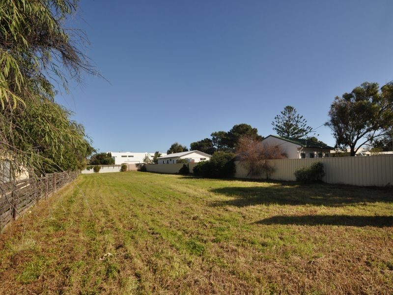 12 McDonald Avenue, Aldinga Beach SA 5173