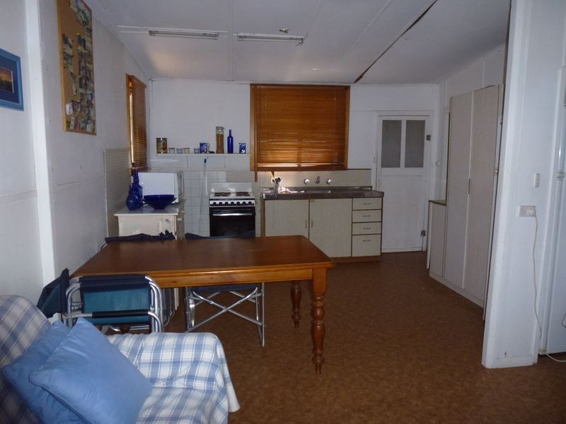 13 Church Street, Port Willunga SA 5173