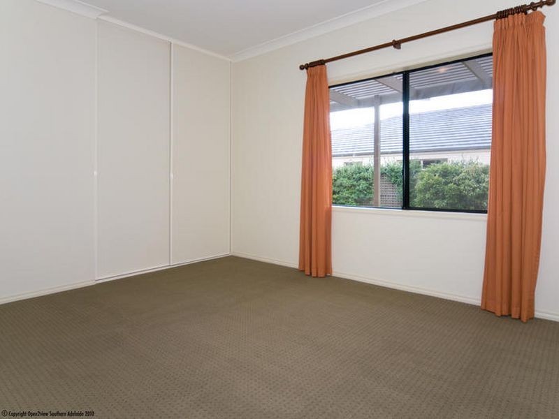 1 Nicholl Avenue, Aldinga Beach SA 5173