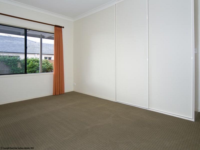 1 Nicholl Avenue, Aldinga Beach SA 5173