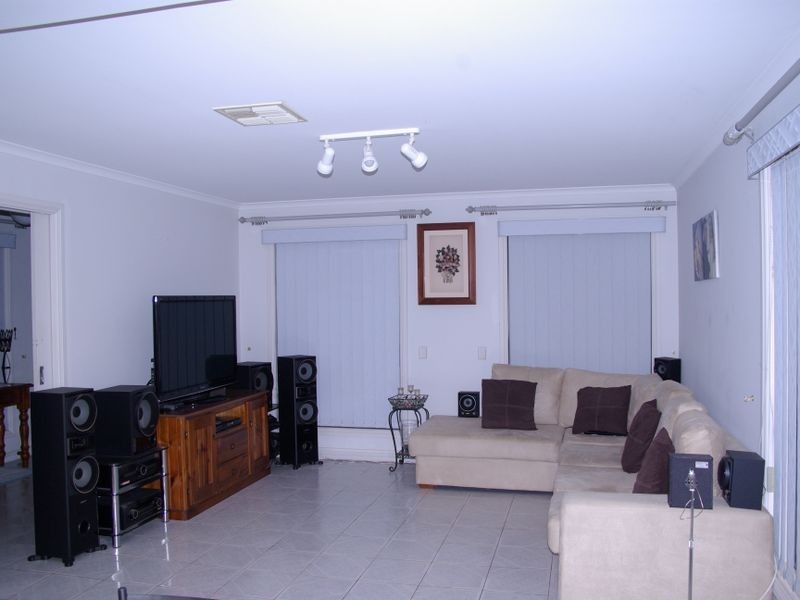 60 Endeavour Drive, Seaford Rise SA 5169