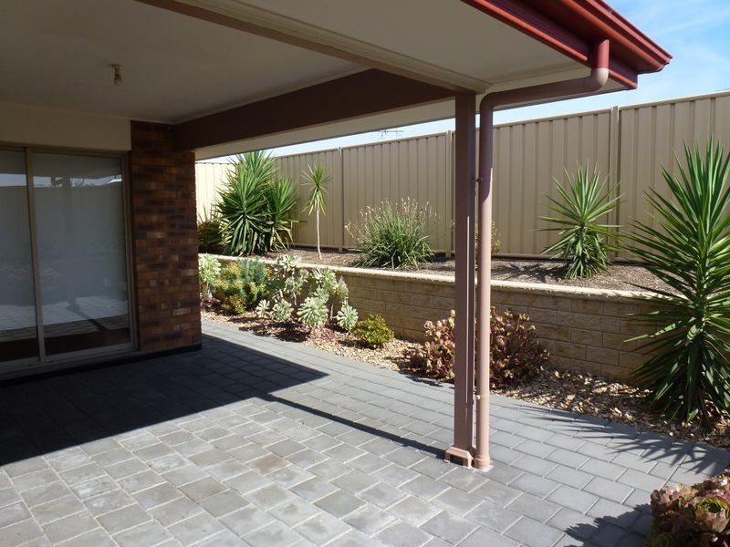 13 Pinkgum Ave, Aldinga Beach SA 5173