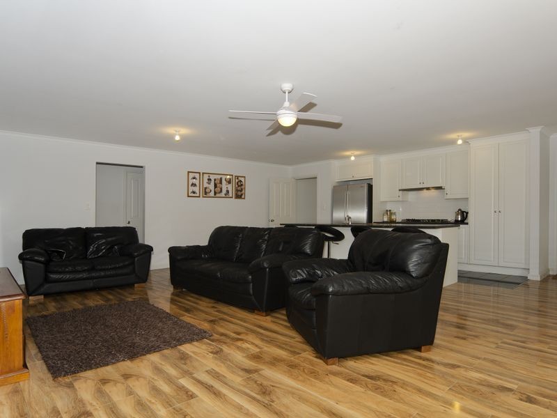 2 Birdsong Street, Aldinga Beach SA 5173