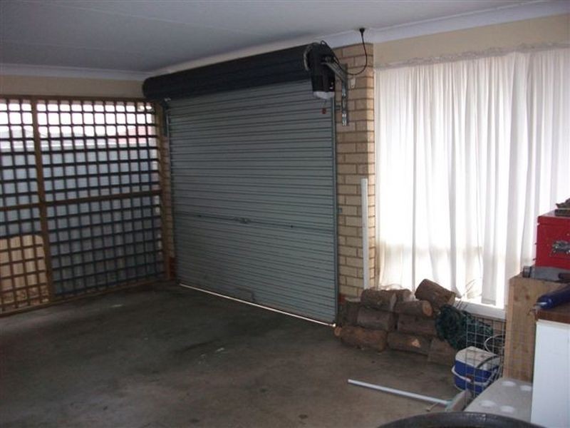 2 Cockle Avenue, Aldinga Beach SA 5173