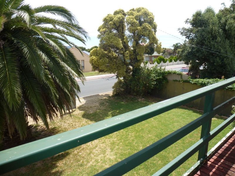 35 Croser Avenue, Aldinga Beach SA 5173