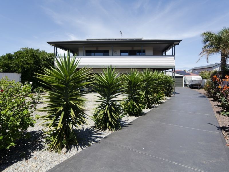 5 Harvey Crescent, Aldinga Beach SA 5173
