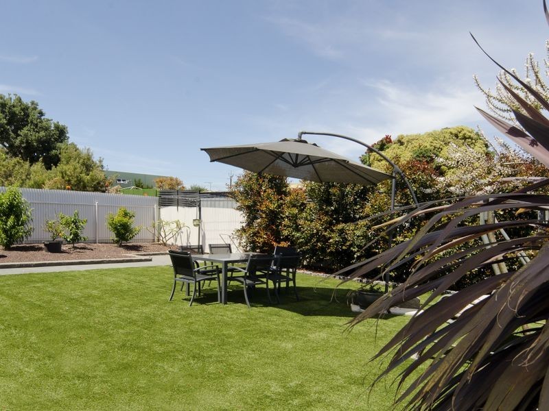 5 Harvey Crescent, Aldinga Beach SA 5173