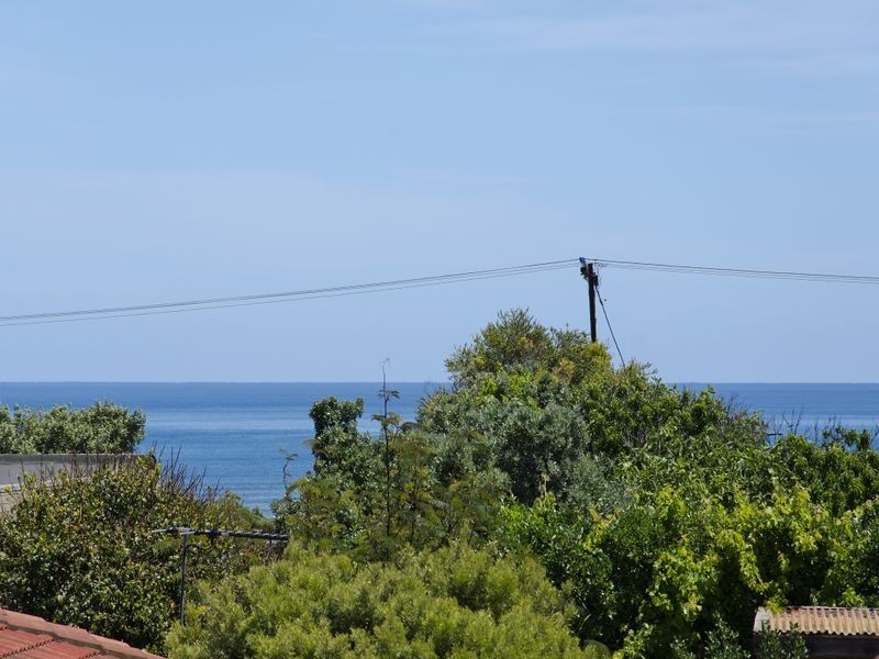 5 Harvey Crescent, Aldinga Beach SA 5173