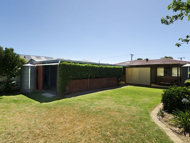 12 Illman Crescent, Aldinga Beach SA 5173