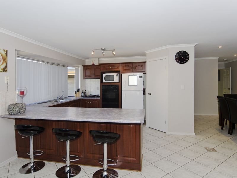 27 Follett Street, Aldinga Beach SA 5173