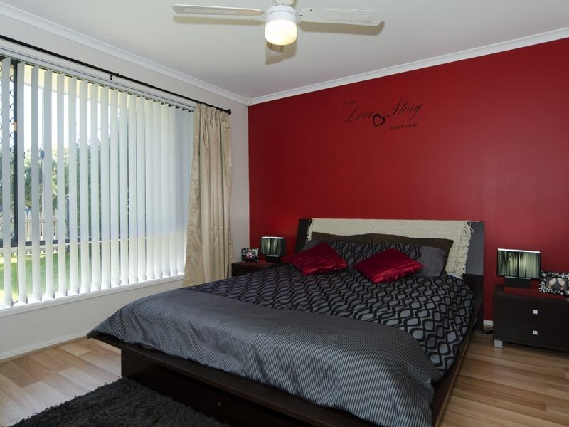 27 Follett Street, Aldinga Beach SA 5173