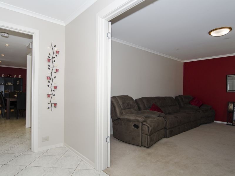 27 Follett Street, Aldinga Beach SA 5173