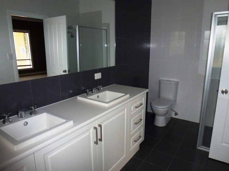 6 Meadow Bank Way, Aldinga Beach SA 5173