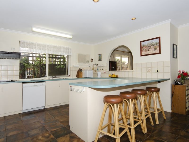 61 Acacia Terrace, Aldinga Beach SA 5173