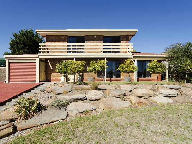 26 Wentworth Street, Moana SA 5169