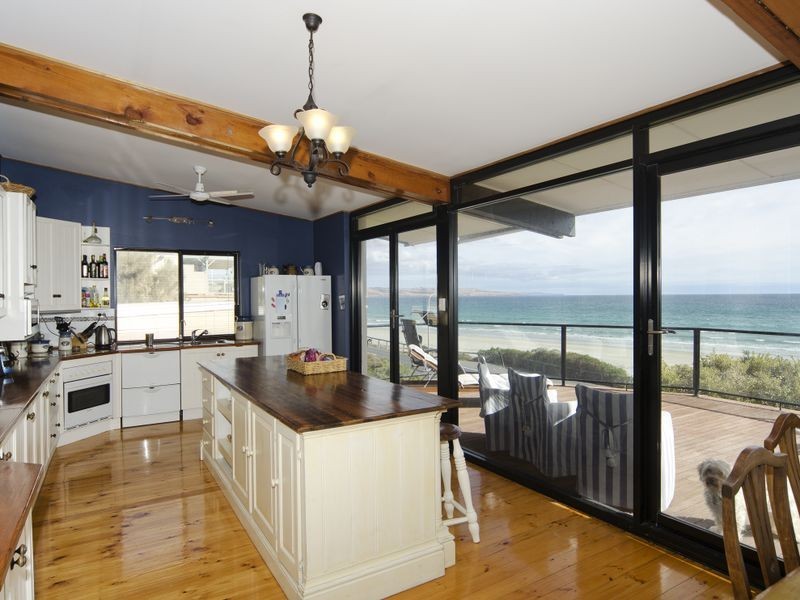 225 Esplanade, Aldinga Beach SA 5173
