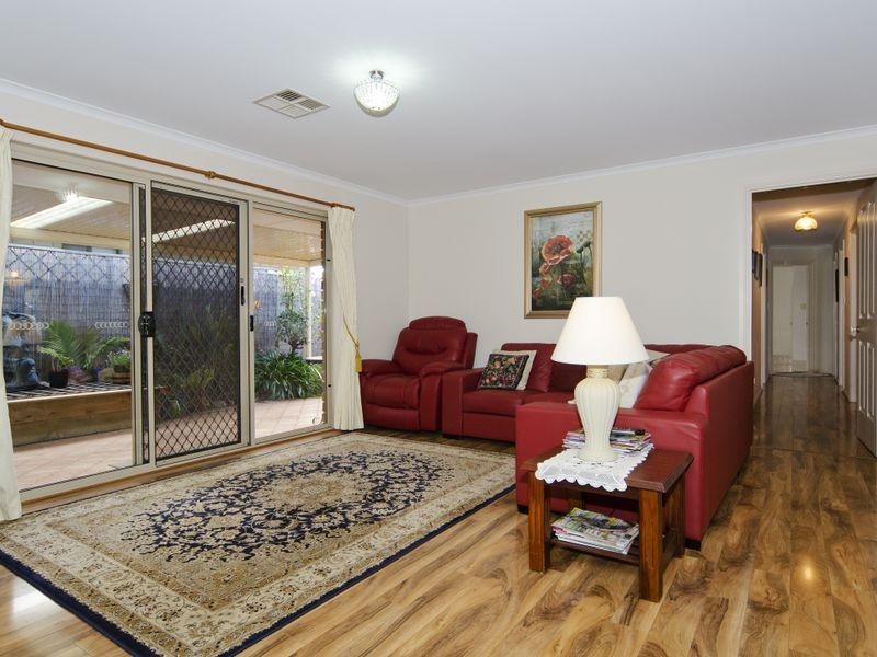 13 Seaview Street, Aldinga Beach SA 5173