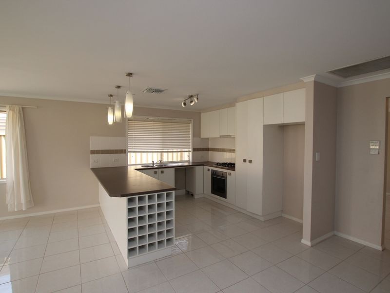 5 Whistlers Avenue, Aldinga Beach SA 5173