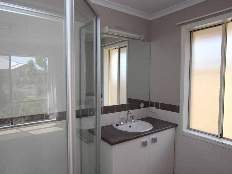 5 Whistlers Avenue, Aldinga Beach SA 5173