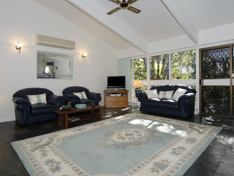 4 South Street, Port Willunga SA 5173