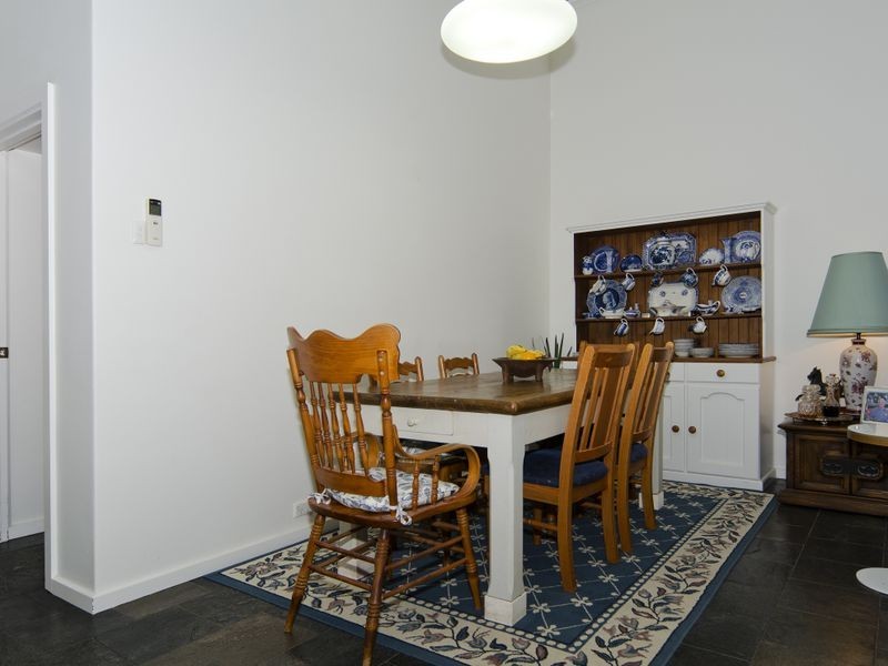 4 South Street, Port Willunga SA 5173