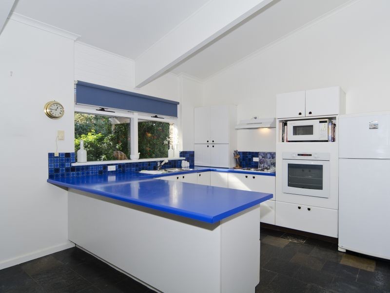 4 South Street, Port Willunga SA 5173