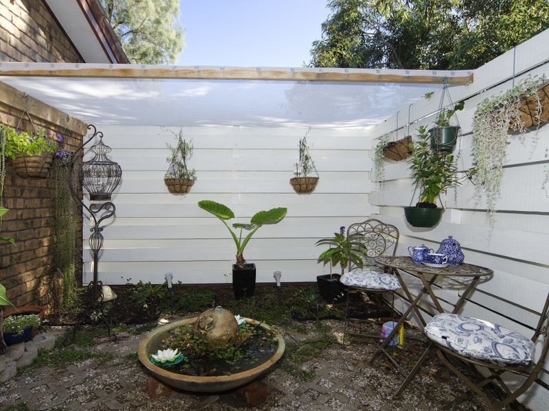 4 South Street, Port Willunga SA 5173