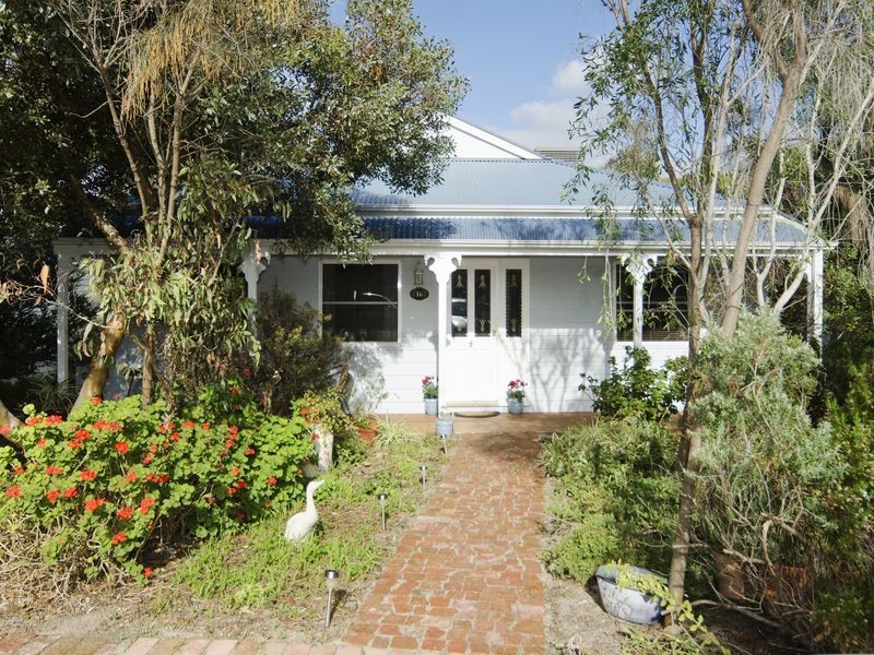 16 Quondong Avenue, Aldinga Beach SA 5173