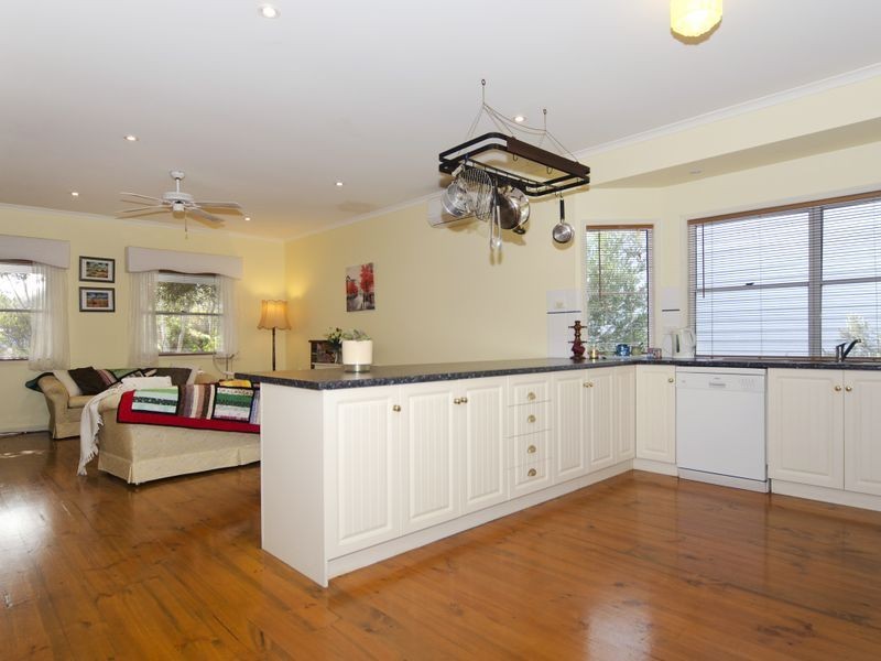 16 Quondong Avenue, Aldinga Beach SA 5173