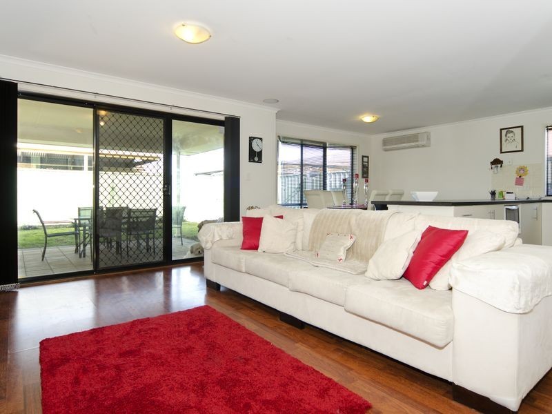 184 Aldinga Beach Rd, Aldinga Beach SA 5173