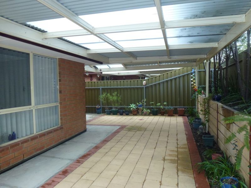 15B Burke Street, Hackham SA 5163