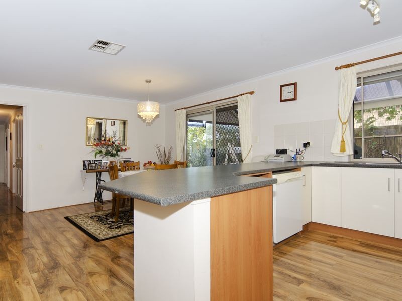 13 Seaview Street, Aldinga Beach SA 5173