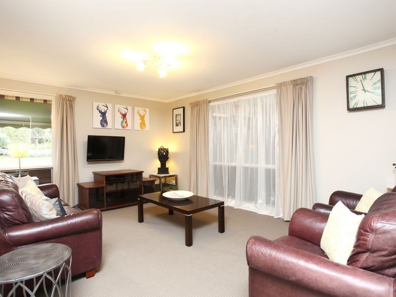 58 Carbenet Drive, Hackham SA 5163
